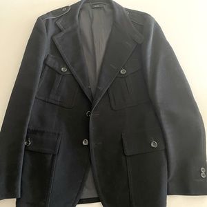 Tom Ford Black Coat that fits like an XL. Like new. Great condition.